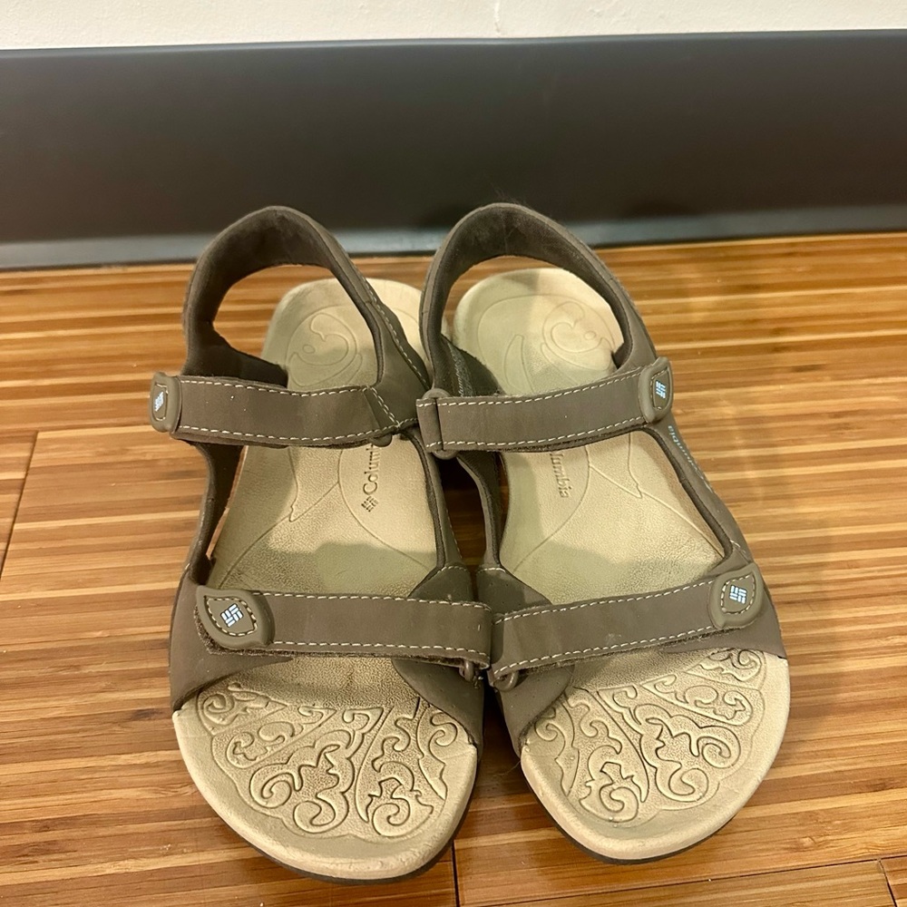 Columbia women’s hiking sandal